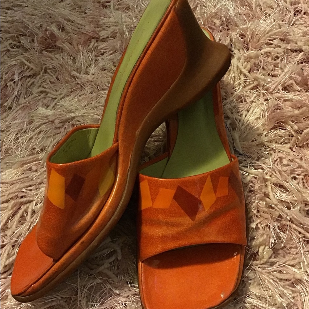BCBG VINTAGE Sandals